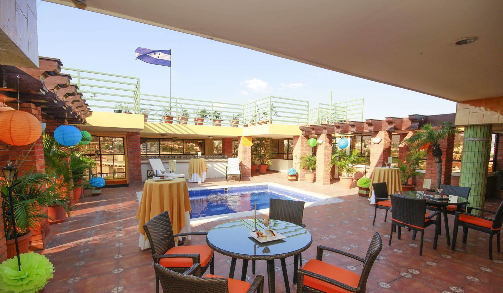 Florencia Plaza Hotel تيجوسيجالبا المظهر الخارجي الصورة